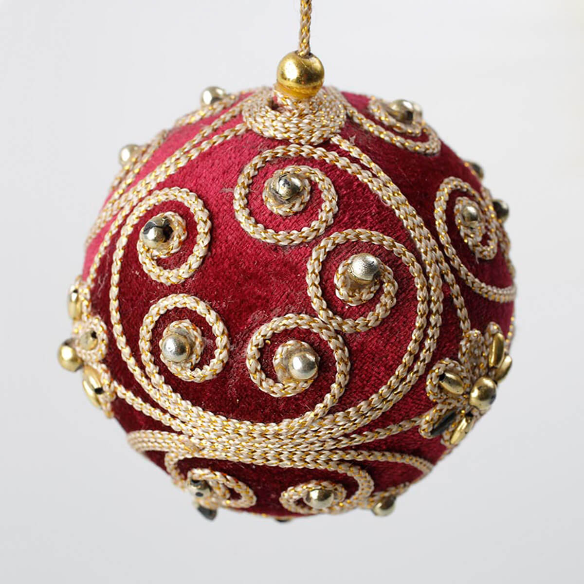 SARILINLIKHA NOVELTIES - Design Commune Feature