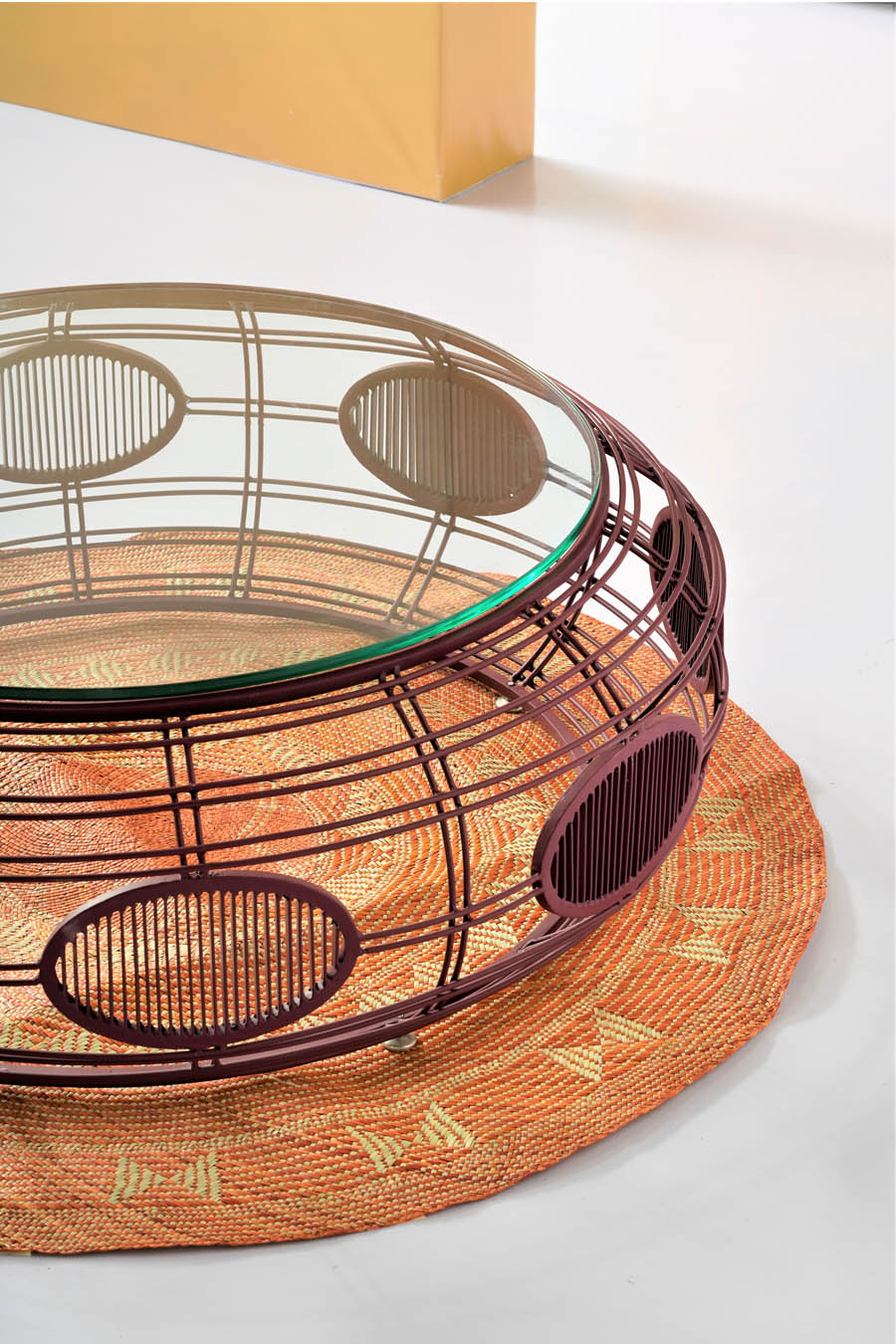 SAUCER COFFEE TABLE by ZARATE MANILA